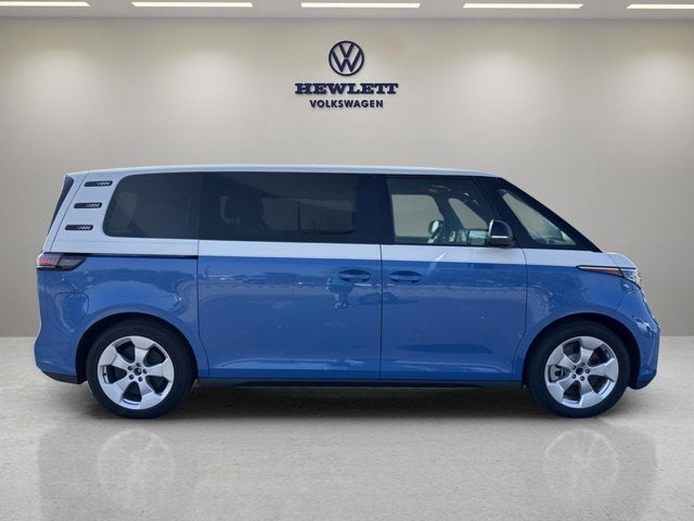 2025 Volkswagen ID. Buzz Pro S Plus