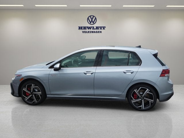2025 Volkswagen Golf GTI SE