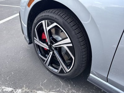 2025 Volkswagen Golf GTI SE