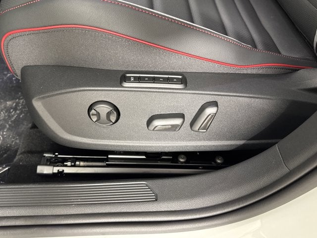 2025 Volkswagen Golf GTI SE