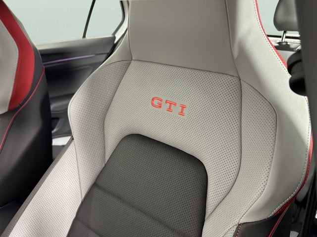 2025 Volkswagen Golf GTI SE