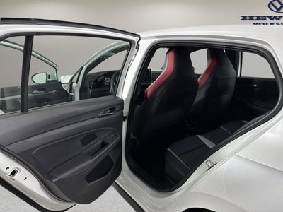 2025 Volkswagen Golf GTI SE