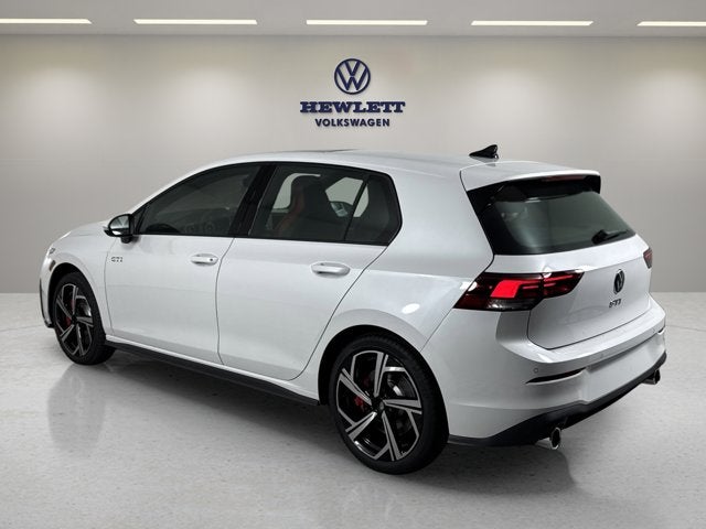 2025 Volkswagen Golf GTI SE