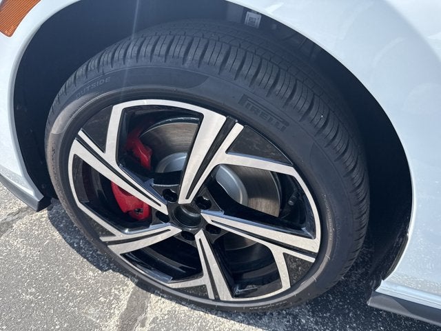 2025 Volkswagen Golf GTI SE