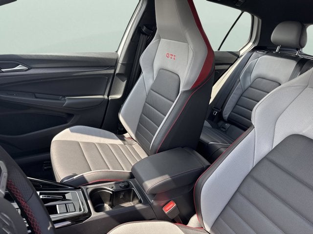 2025 Volkswagen Golf GTI SE