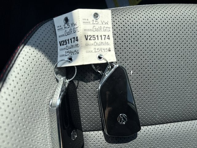 2025 Volkswagen Golf GTI SE