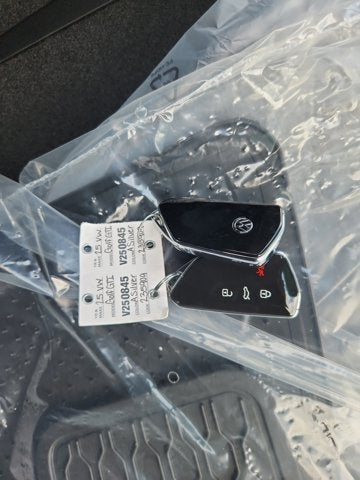 2025 Volkswagen Golf GTI SE