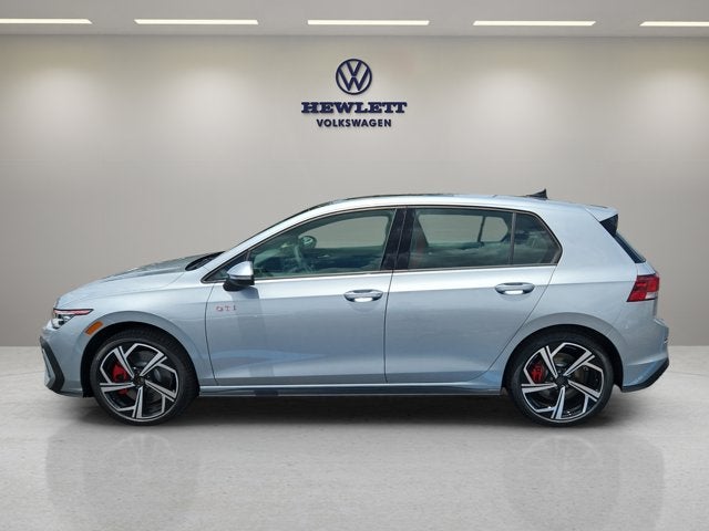 2025 Volkswagen Golf GTI SE