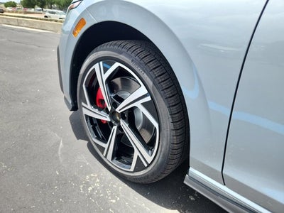 2025 Volkswagen Golf GTI SE