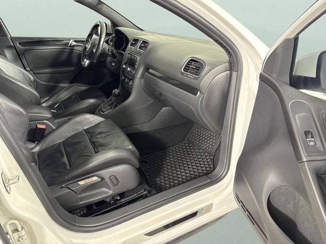 2013 Volkswagen Golf GTI Driver's Edition