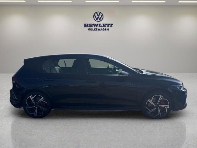 2026 Volkswagen Golf GTI SE