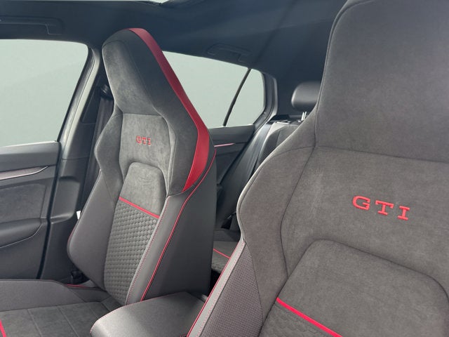 2026 Volkswagen Golf GTI SE