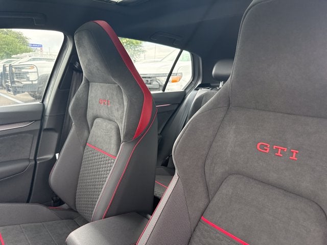 2026 Volkswagen Golf GTI SE