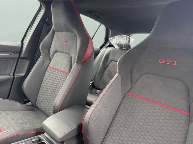 2026 Volkswagen Golf GTI SE