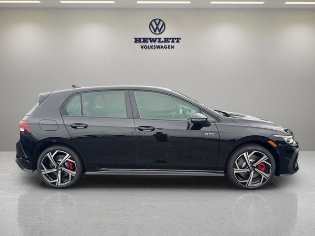 2026 Volkswagen Golf GTI SE