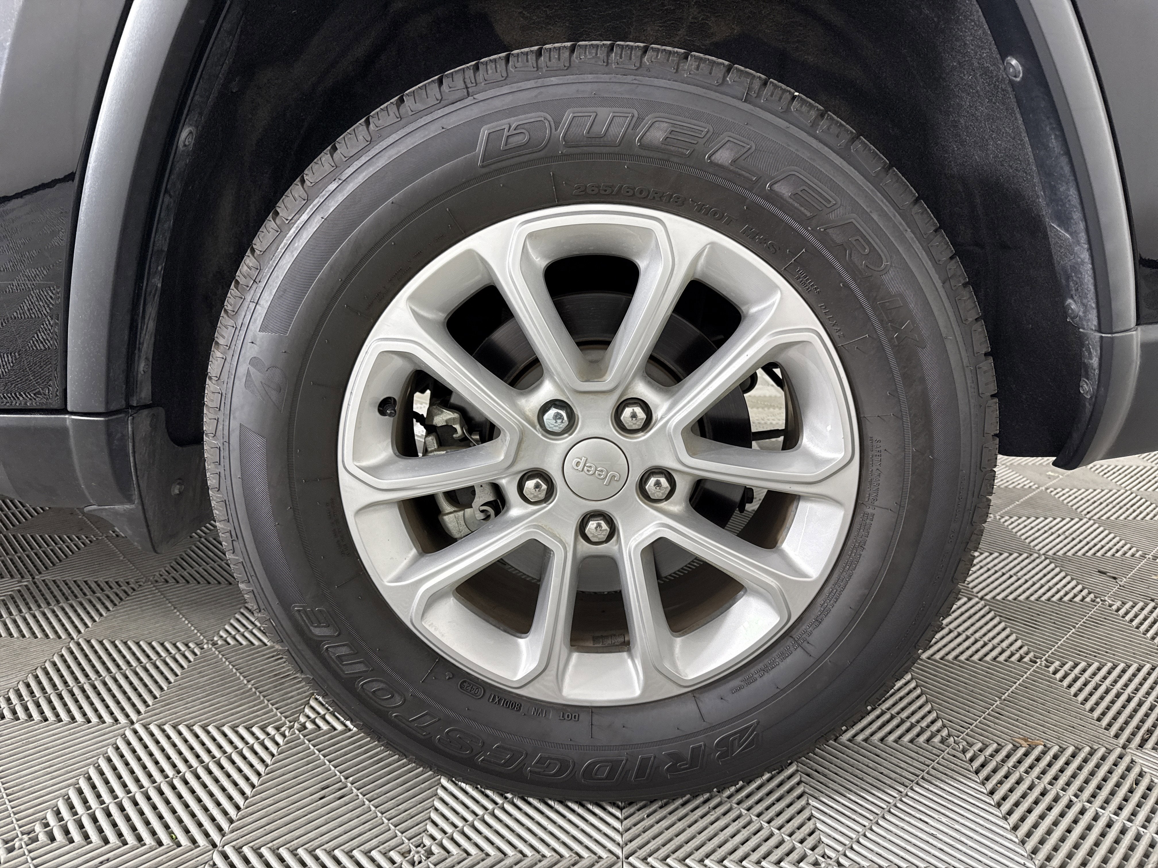 2021 Jeep Grand Cherokee Laredo E