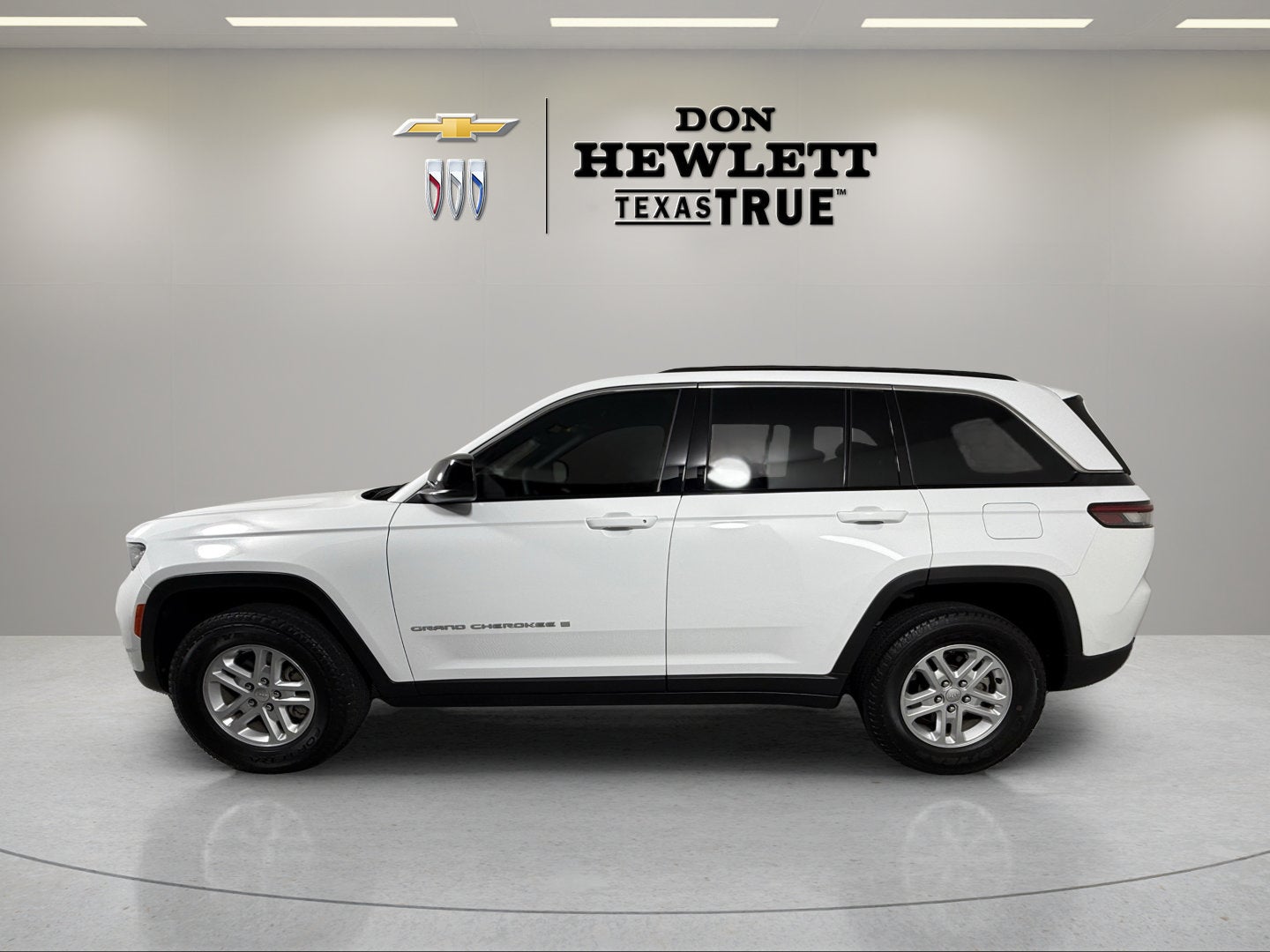 2024 Jeep Grand Cherokee Laredo