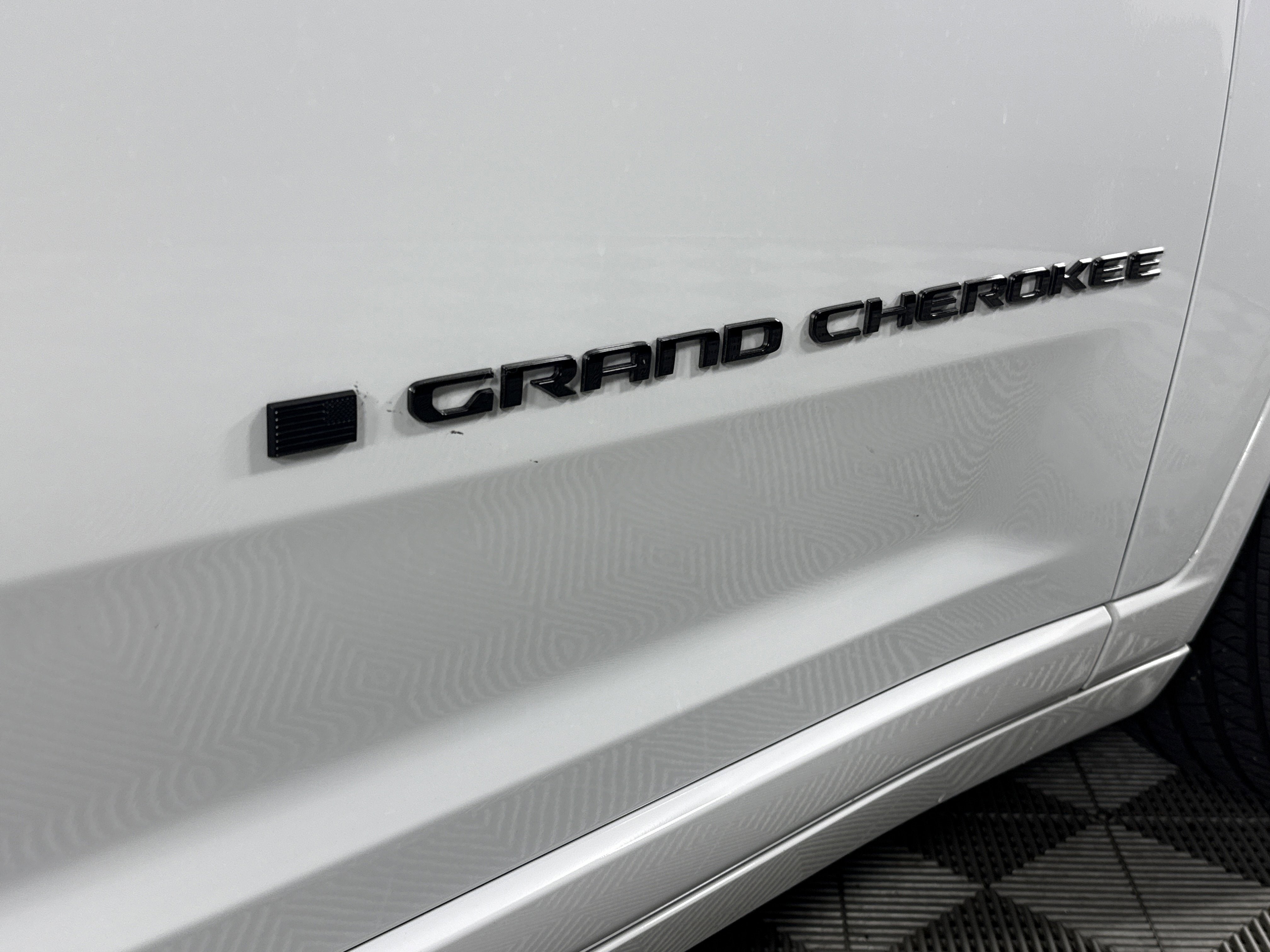 2025 Jeep Grand Cherokee Summit Reserve