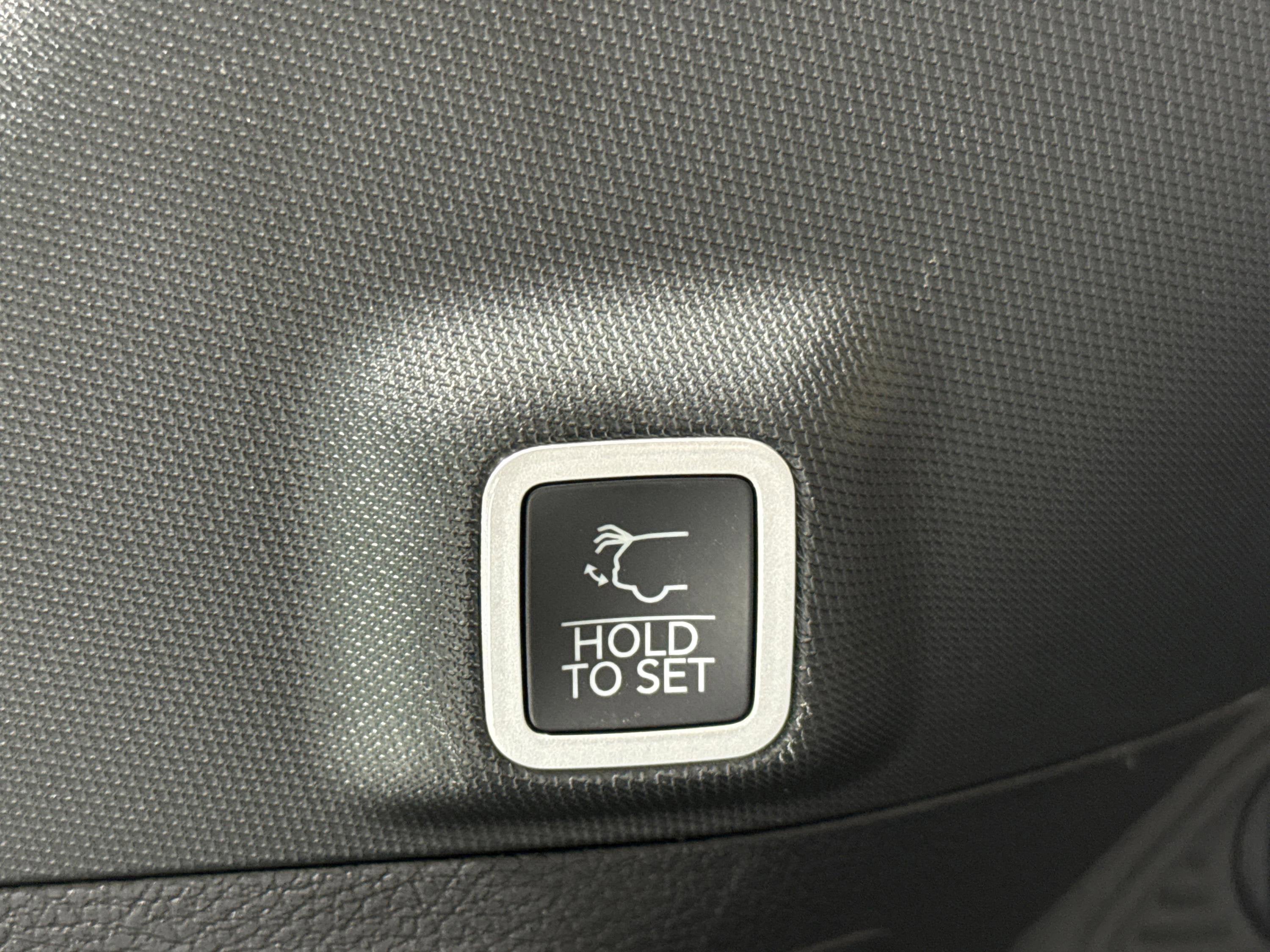 2025 Jeep Grand Cherokee Summit Reserve