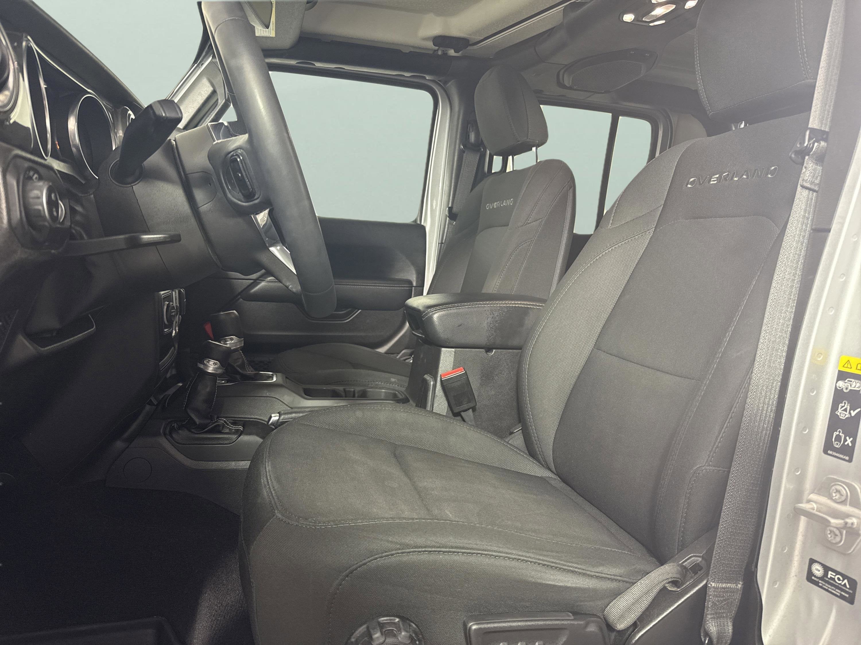 2023 Jeep Gladiator Overland