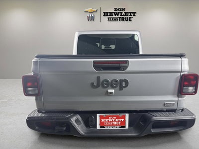 2023 Jeep Gladiator Overland