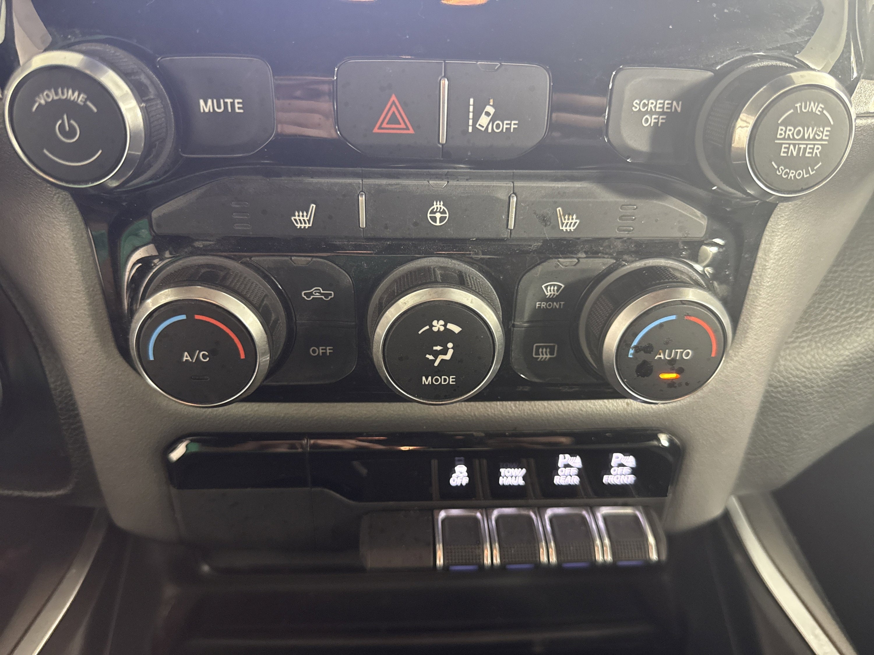 2022 RAM 1500 Lone Star