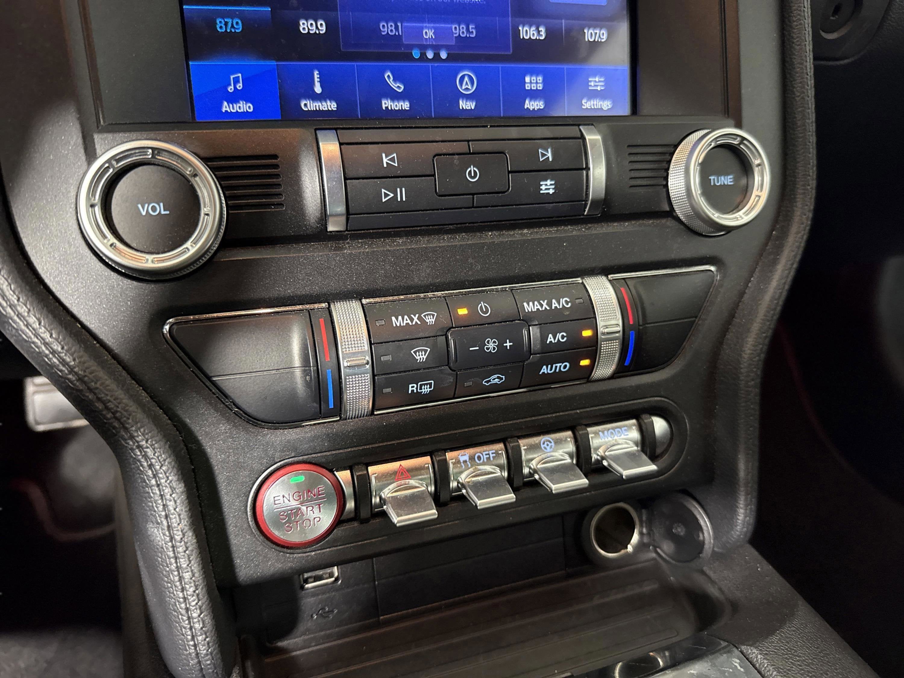 2022 Ford Mustang Mach 1