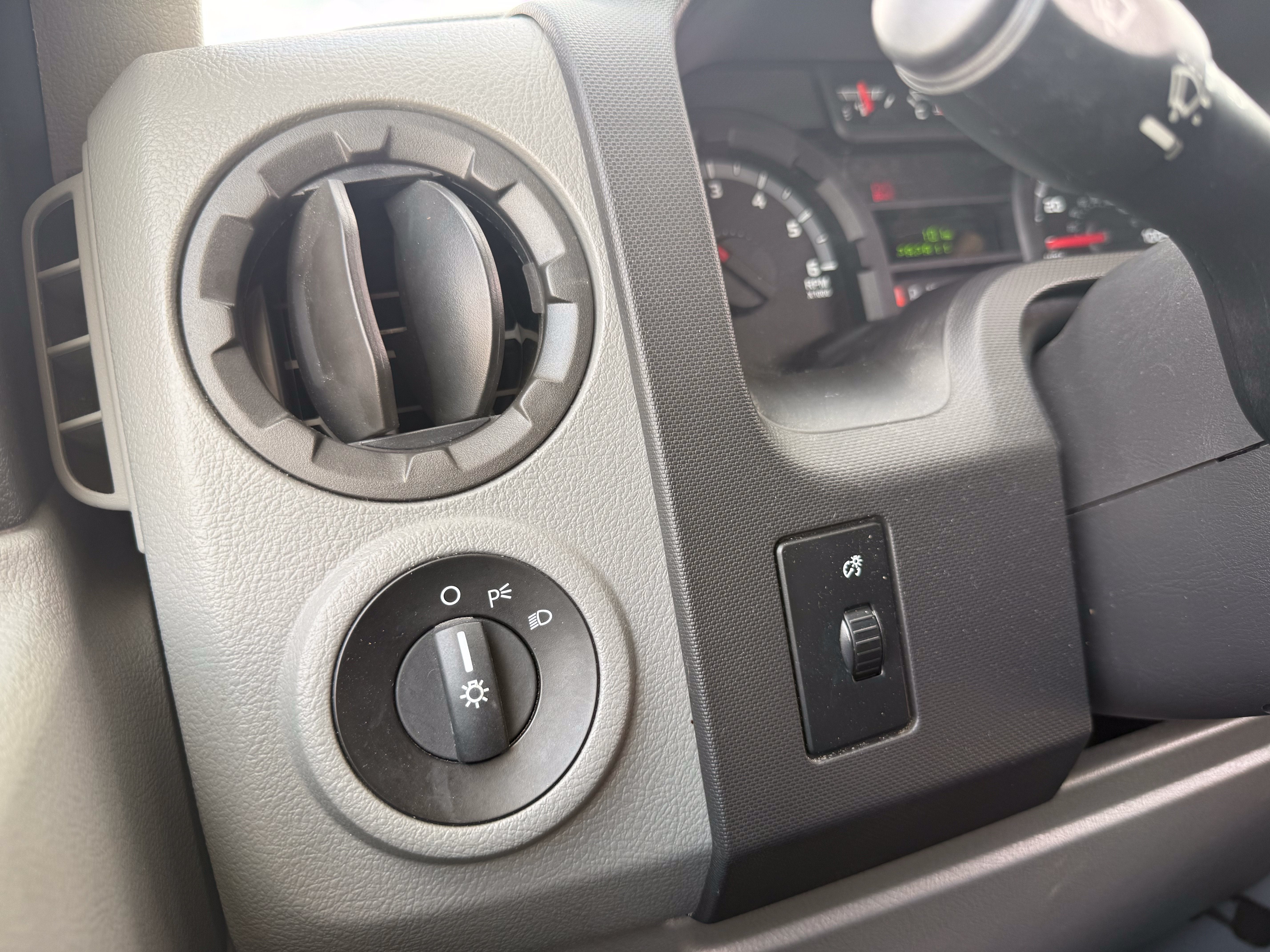 2013 Ford Econoline Passenger Van 14 Passenger Van