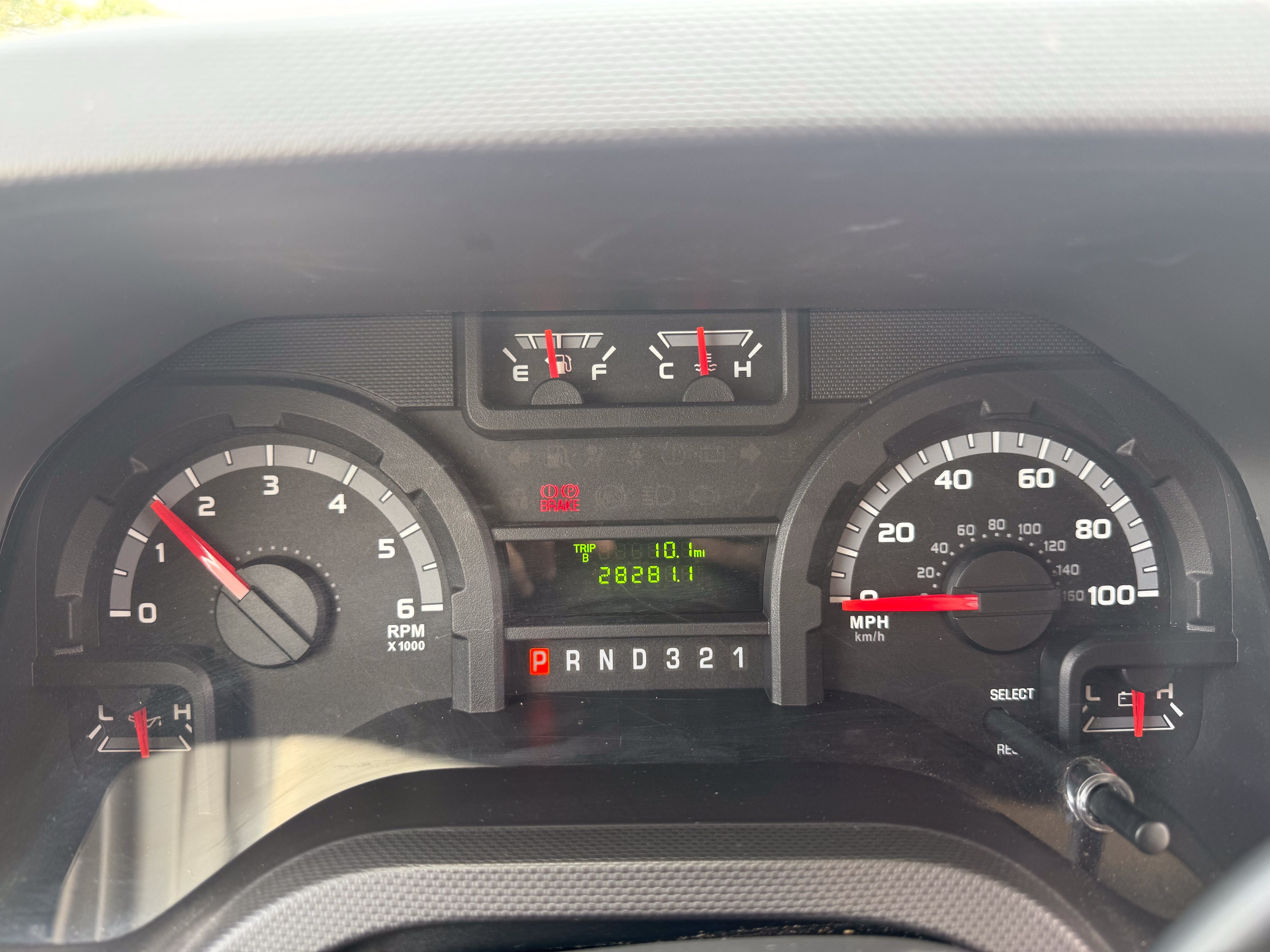 2013 Ford Econoline Passenger Van 14 Passenger Van