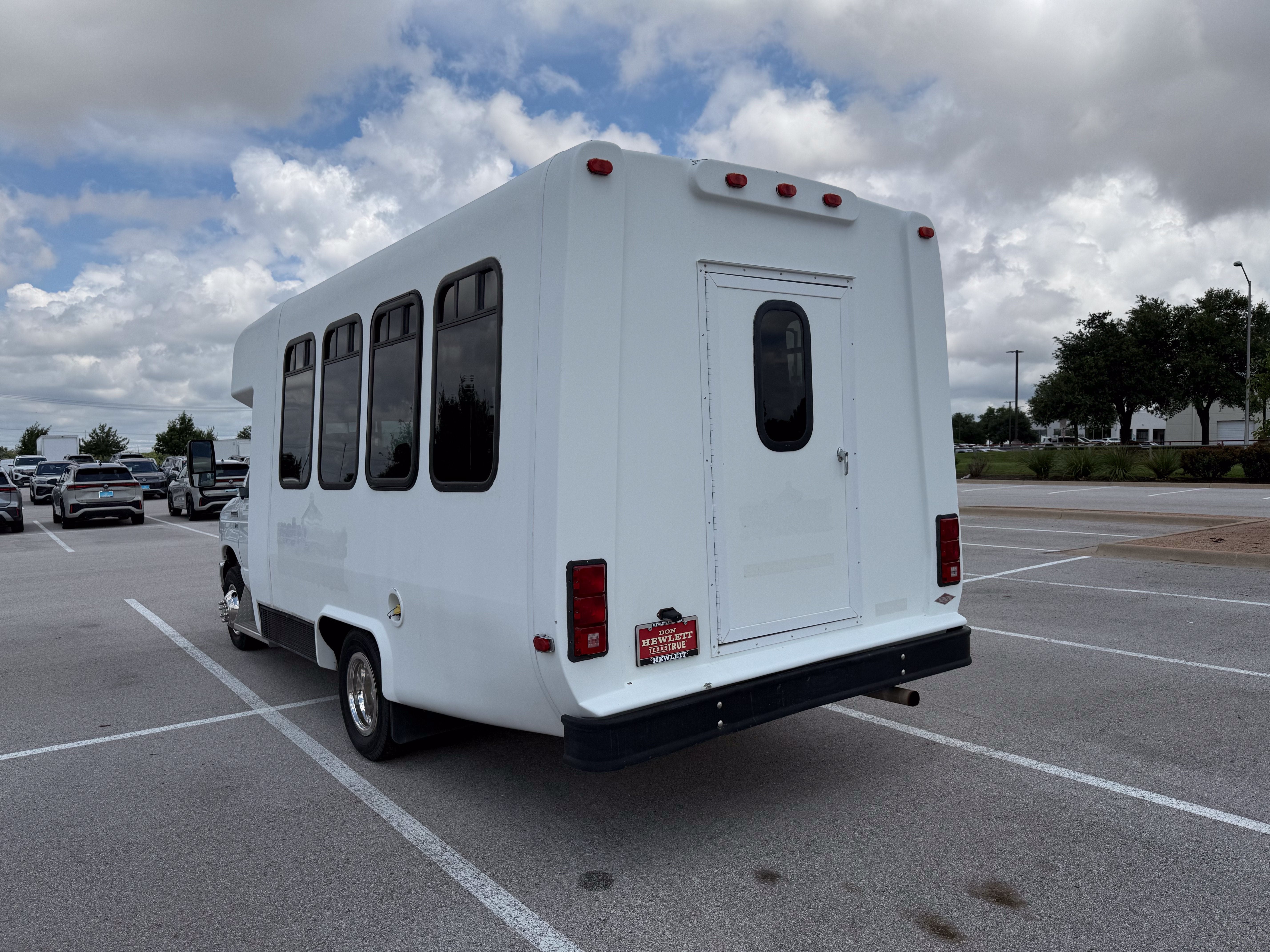2013 Ford Econoline Passenger Van 14 Passenger Van