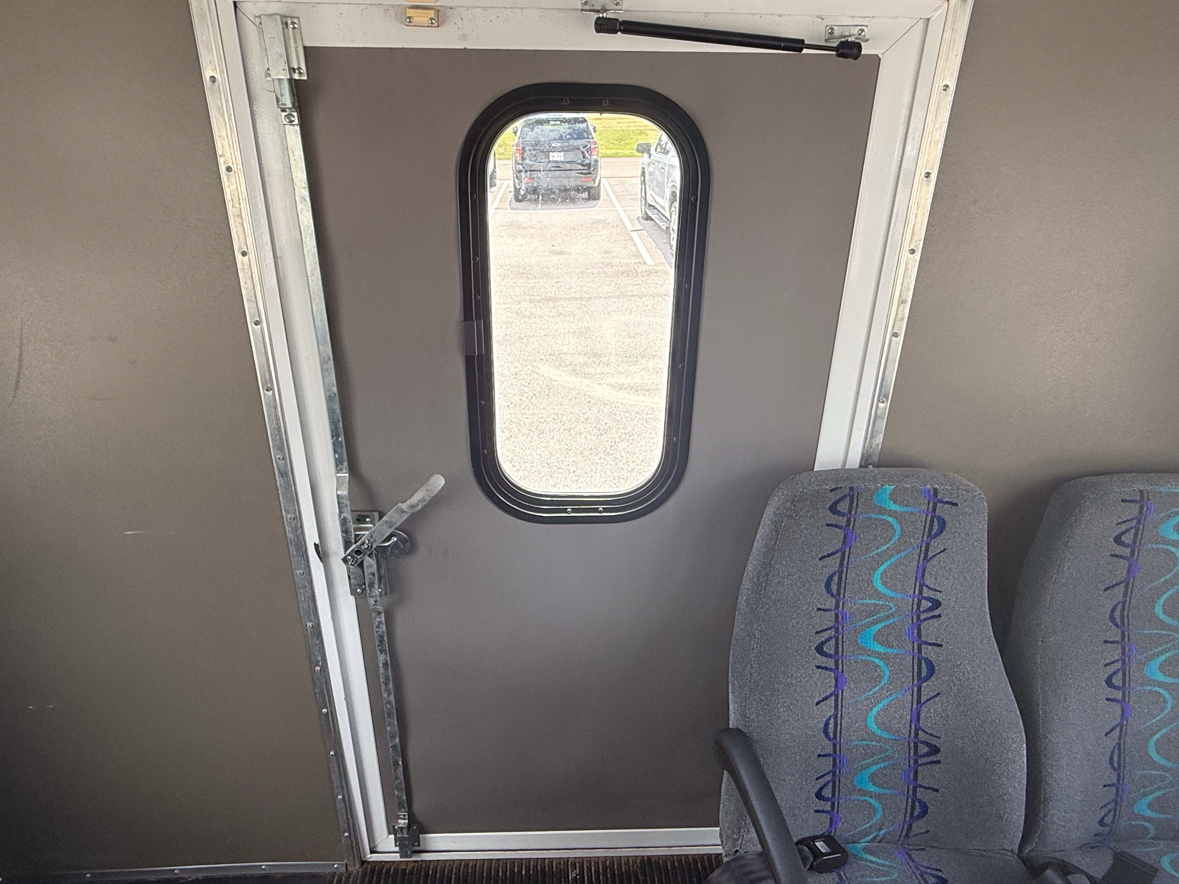 2013 Ford Econoline Passenger Van 14 Passenger Van