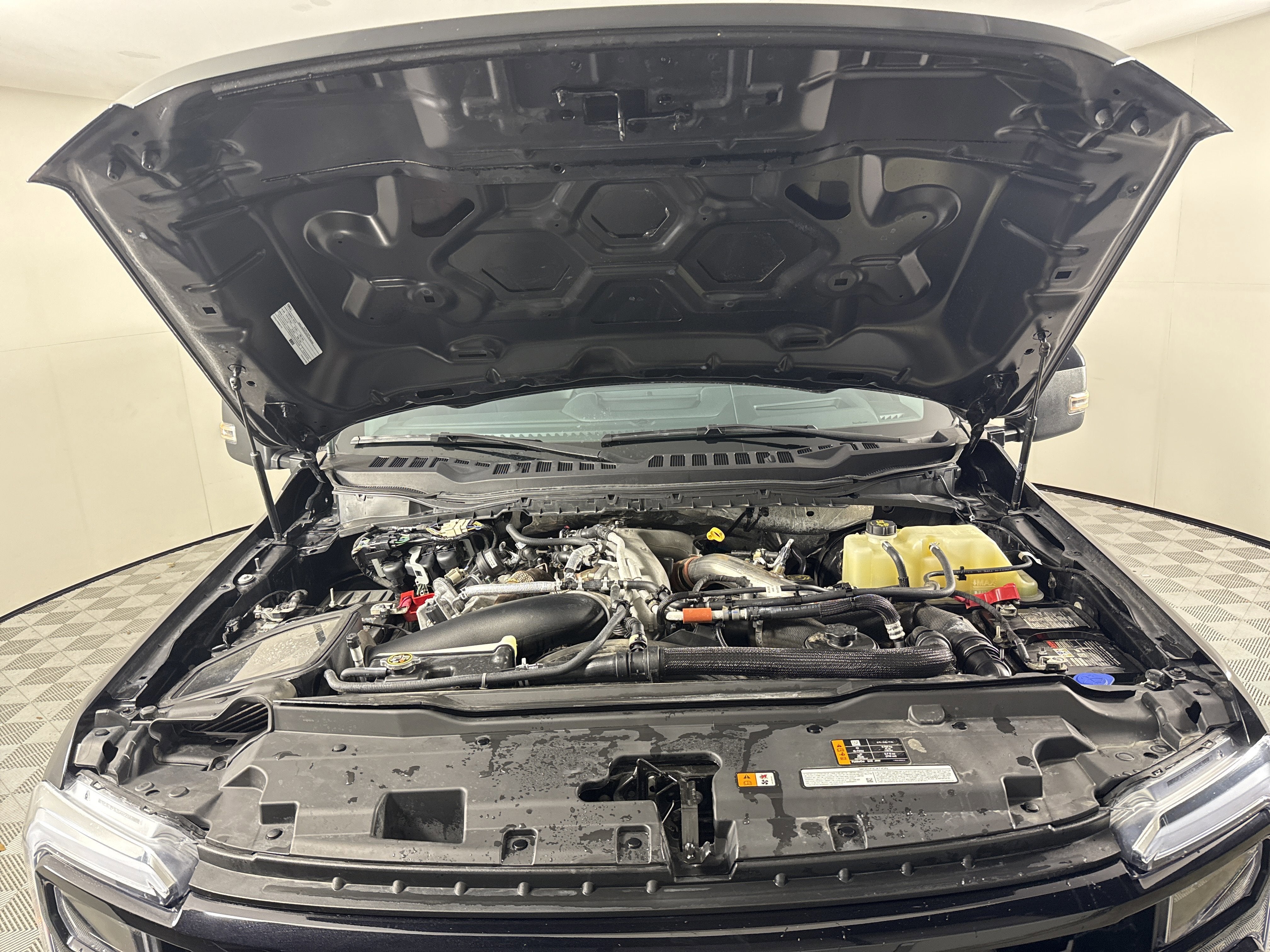 2023 Ford Super Duty F-250 SRW LARIAT