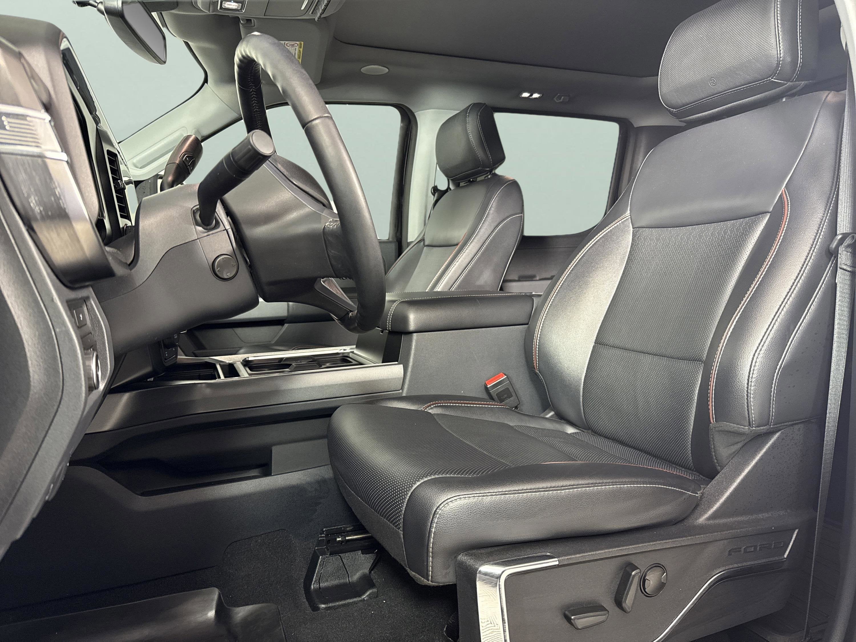 2023 Ford Super Duty F-250 SRW LARIAT