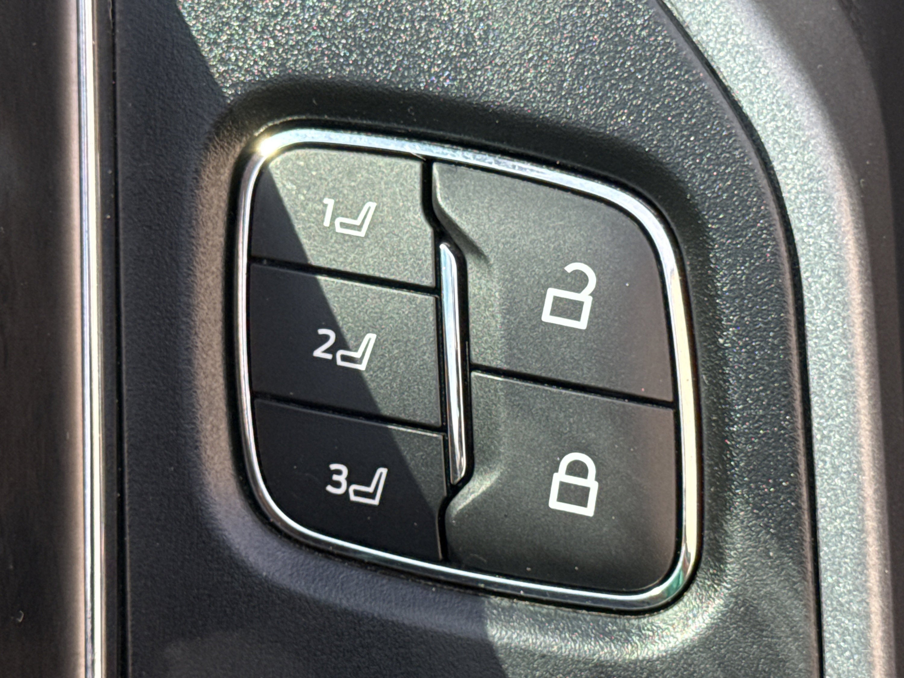 2024 Ford Super Duty F-350 SRW LARIAT