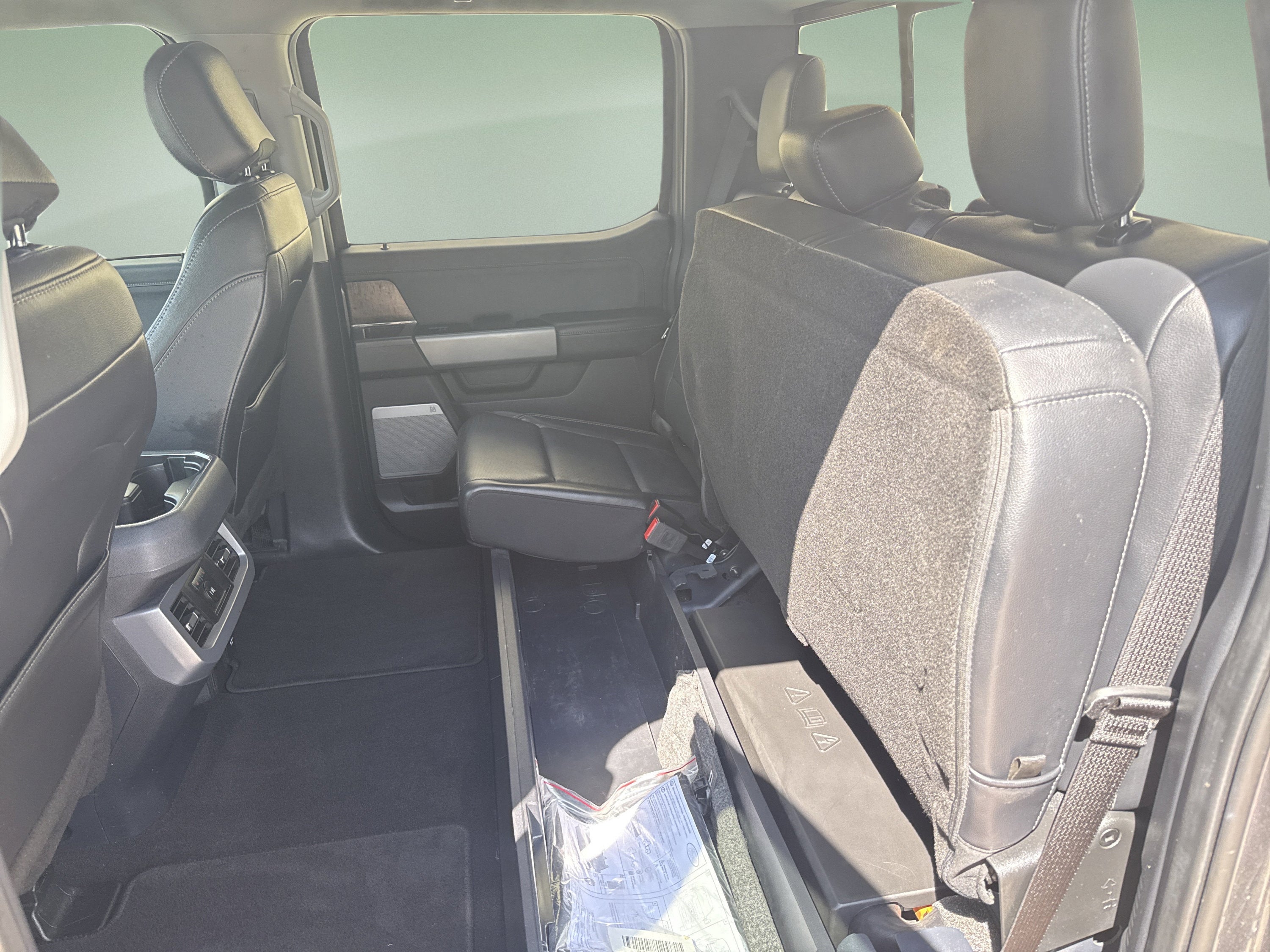 2024 Ford Super Duty F-350 SRW LARIAT