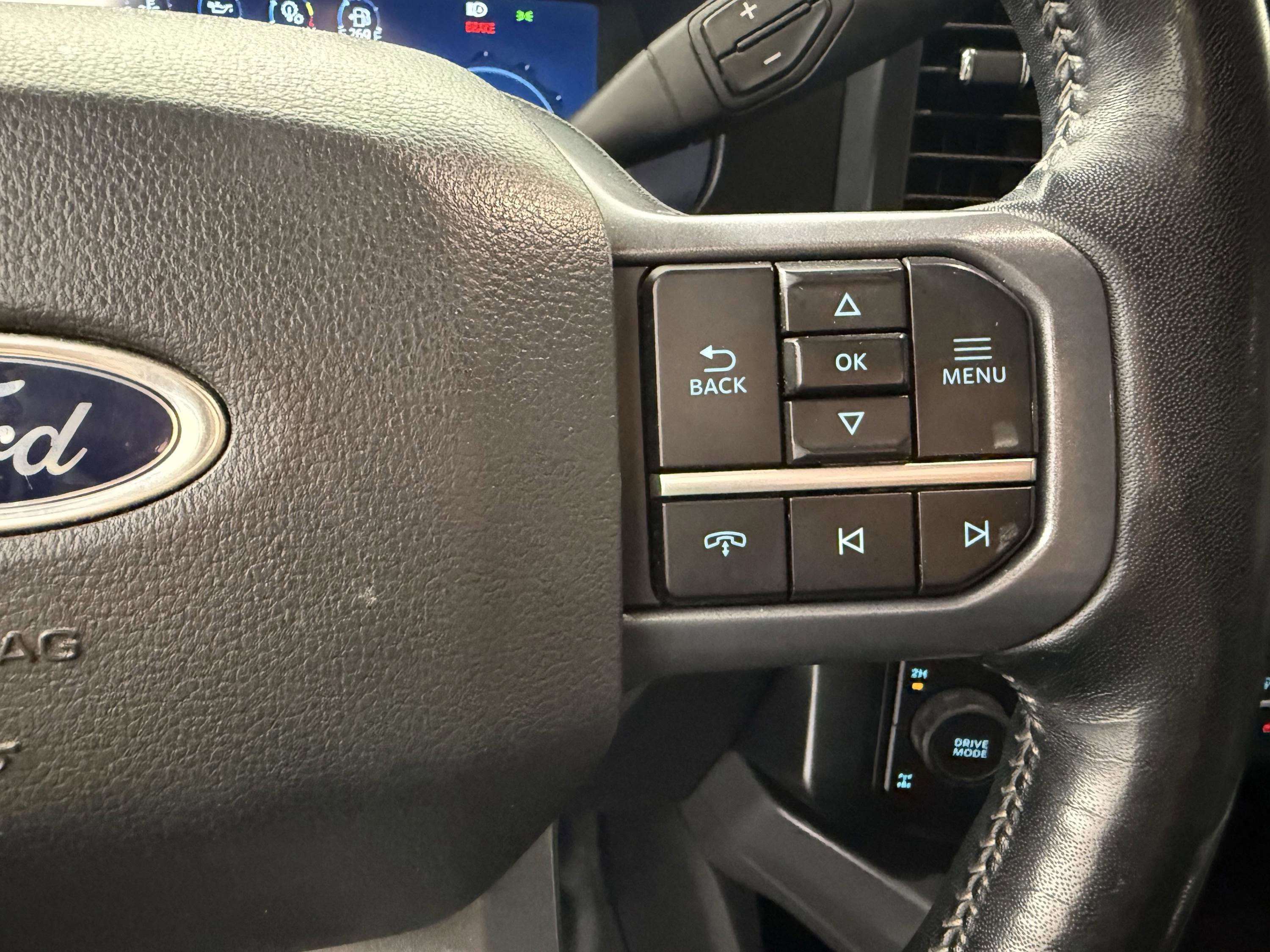 2024 Ford Super Duty F-350 SRW LARIAT