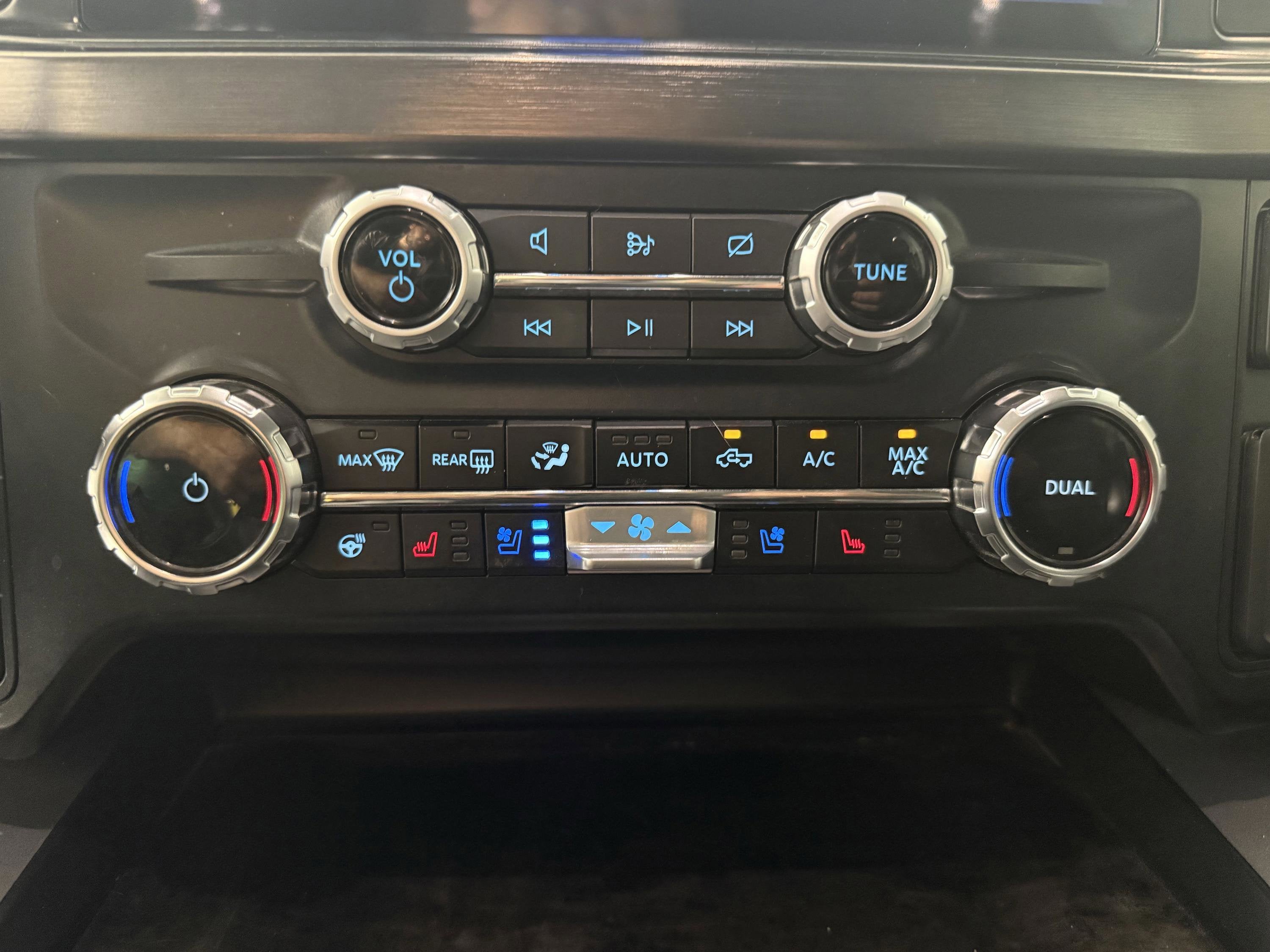 2024 Ford Super Duty F-350 SRW LARIAT