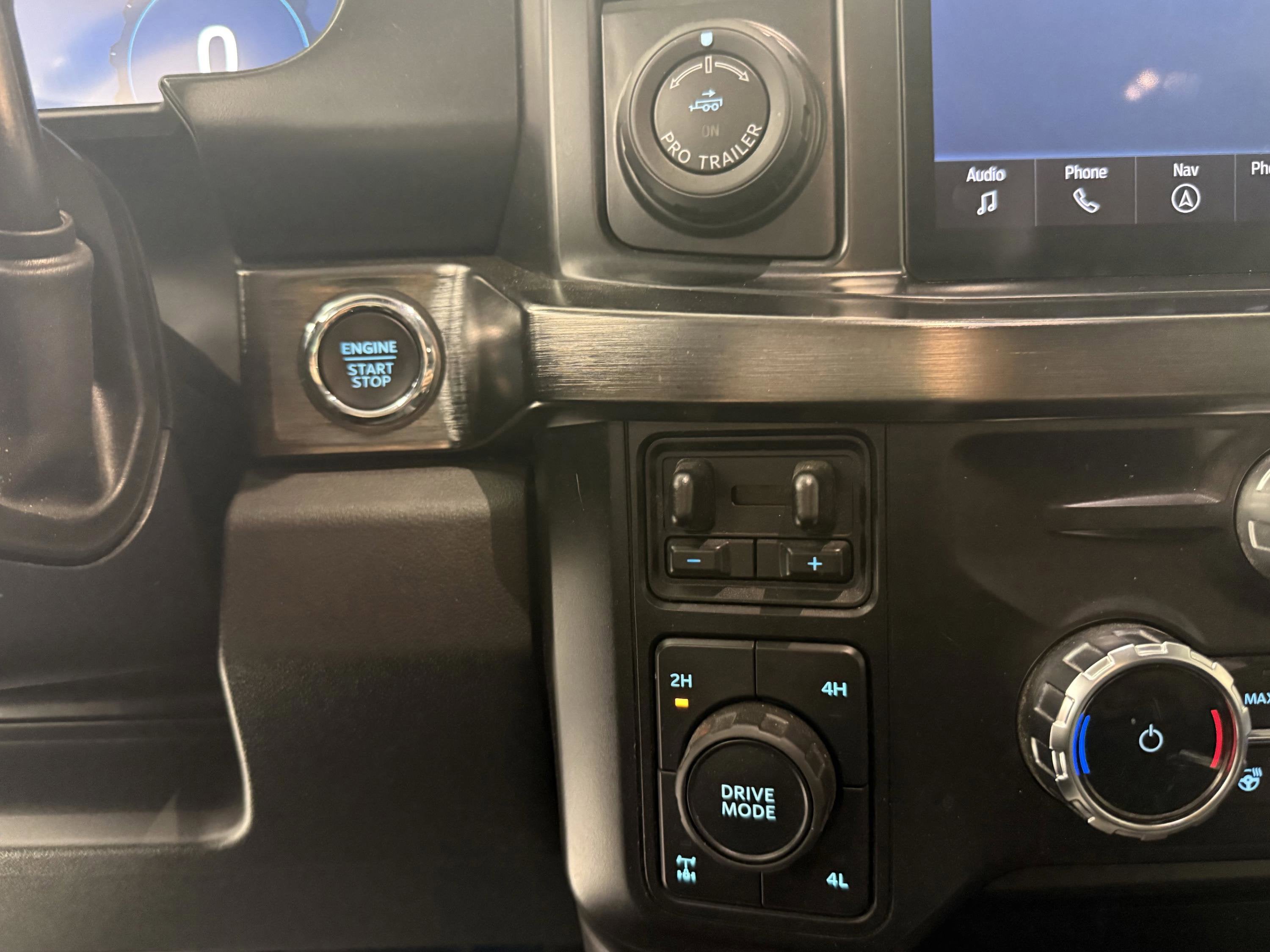 2024 Ford Super Duty F-350 SRW LARIAT