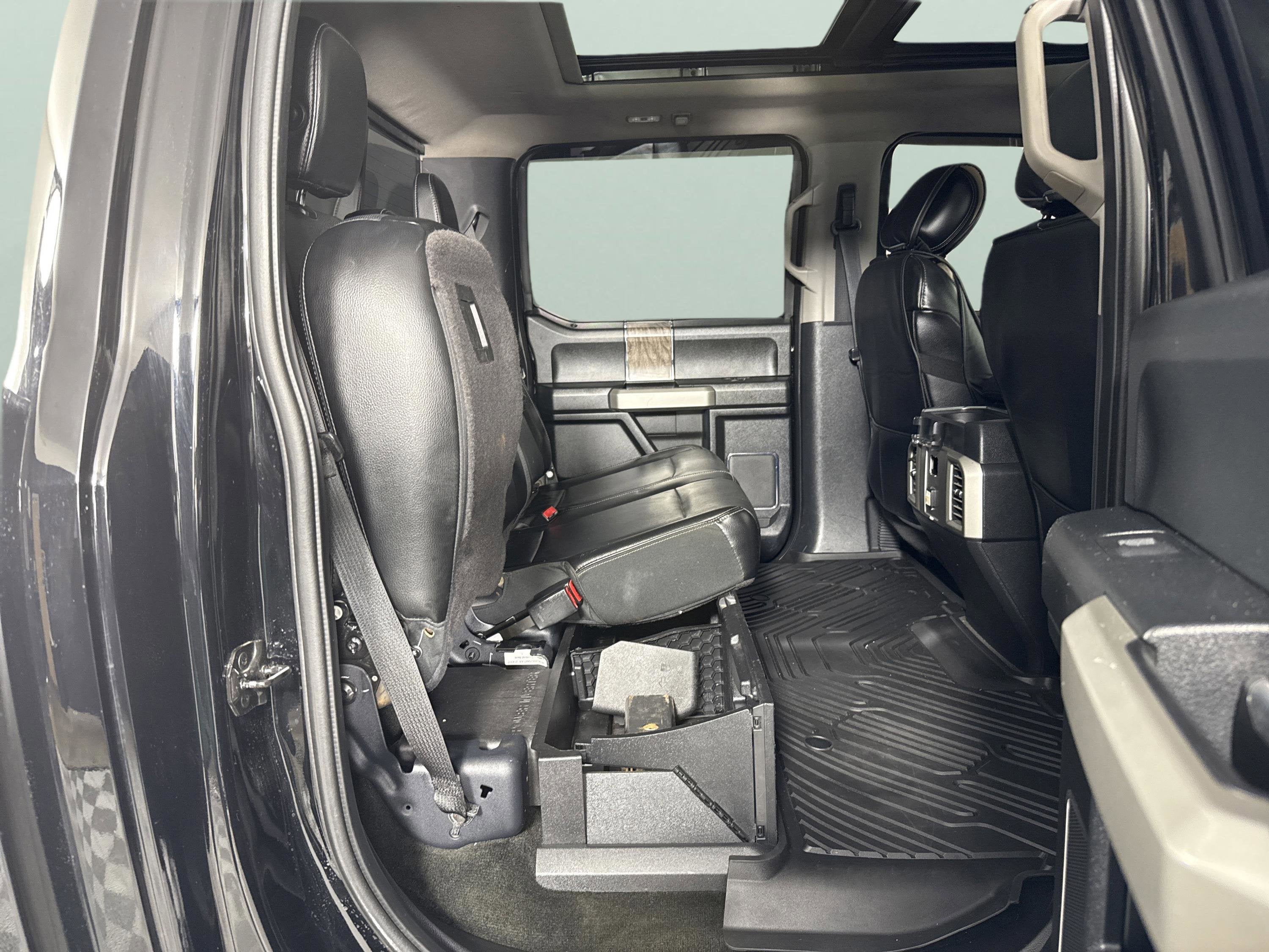 2017 Ford Super Duty F-350 DRW Base