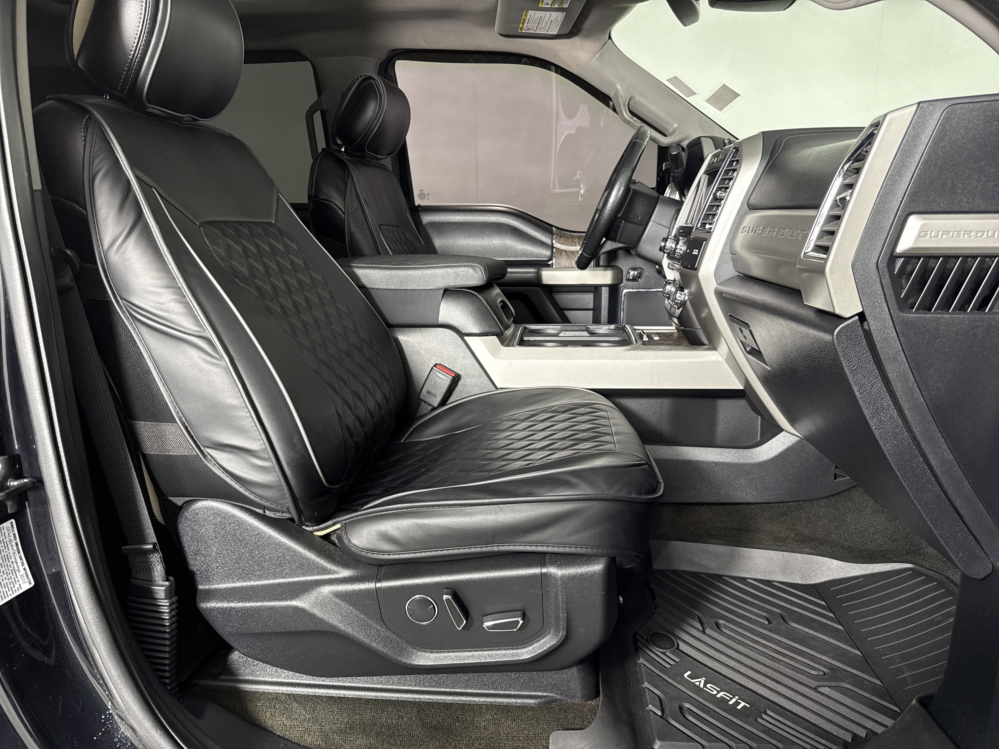 2017 Ford Super Duty F-350 DRW Base