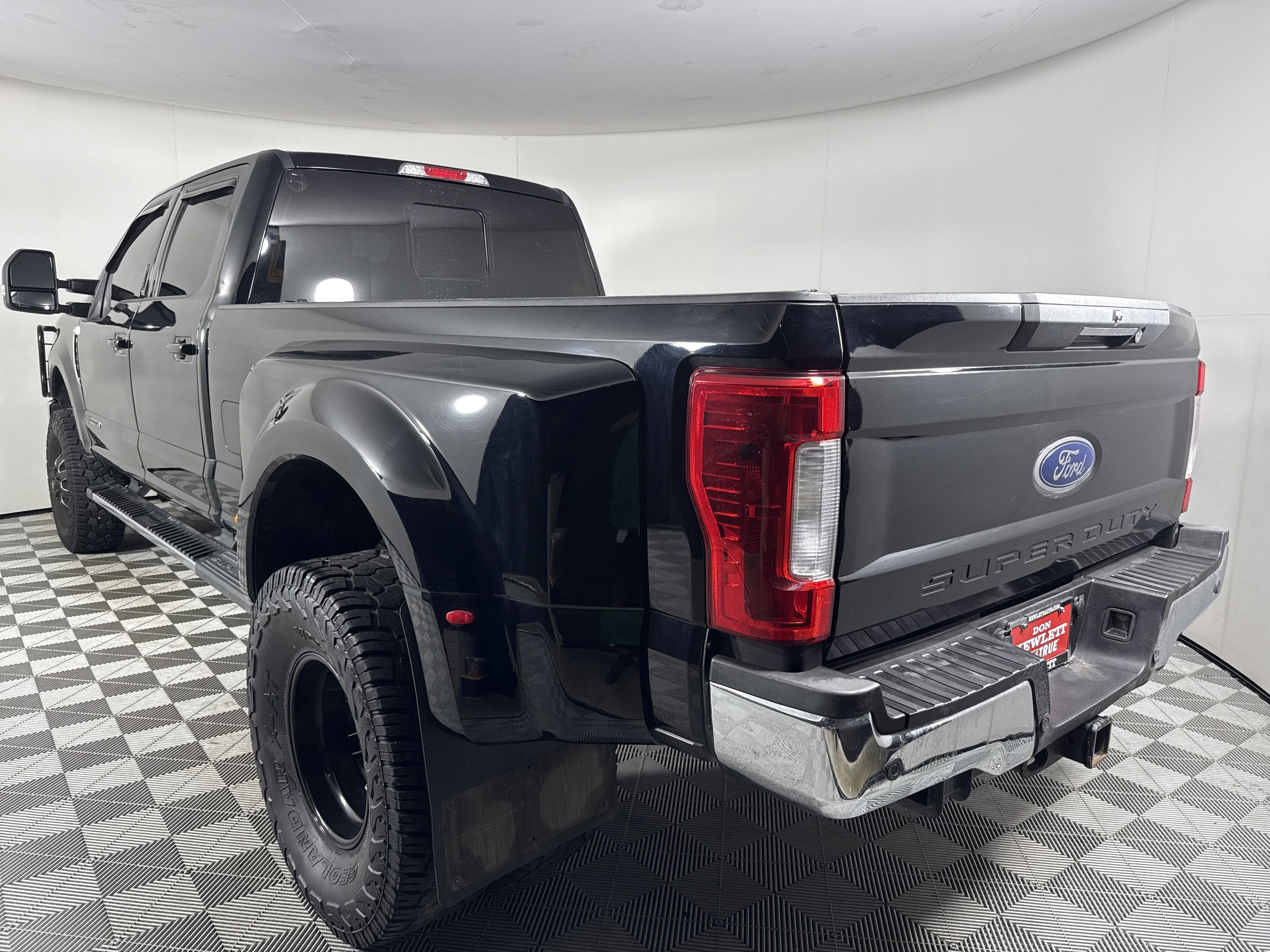 2017 Ford Super Duty F-350 DRW Base