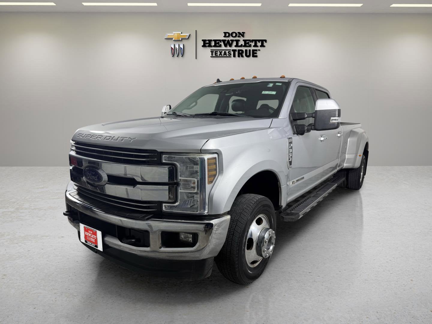 2019 Ford Super Duty F-350 DRW LARIAT