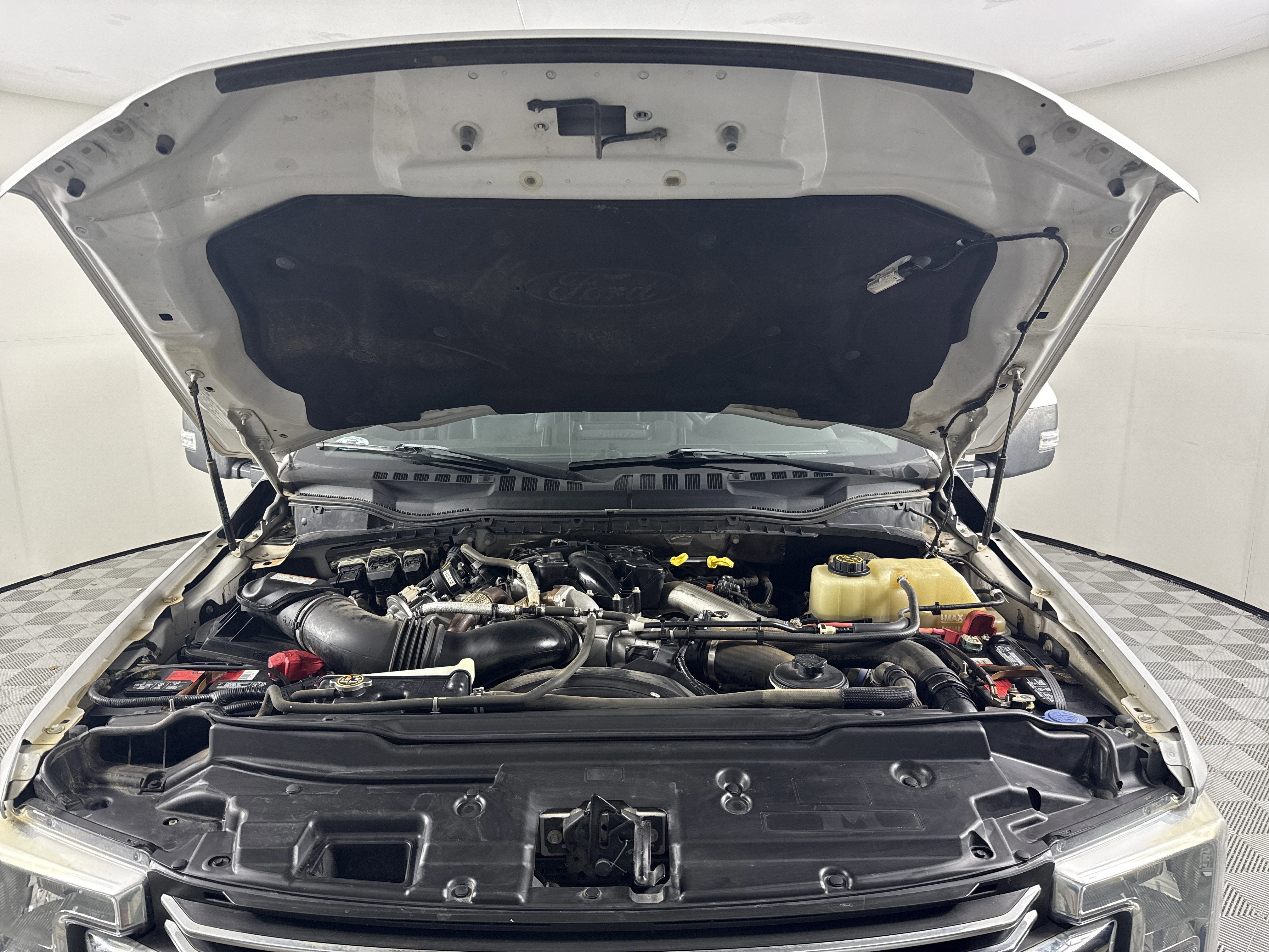 2019 Ford Super Duty F-350 DRW LARIAT