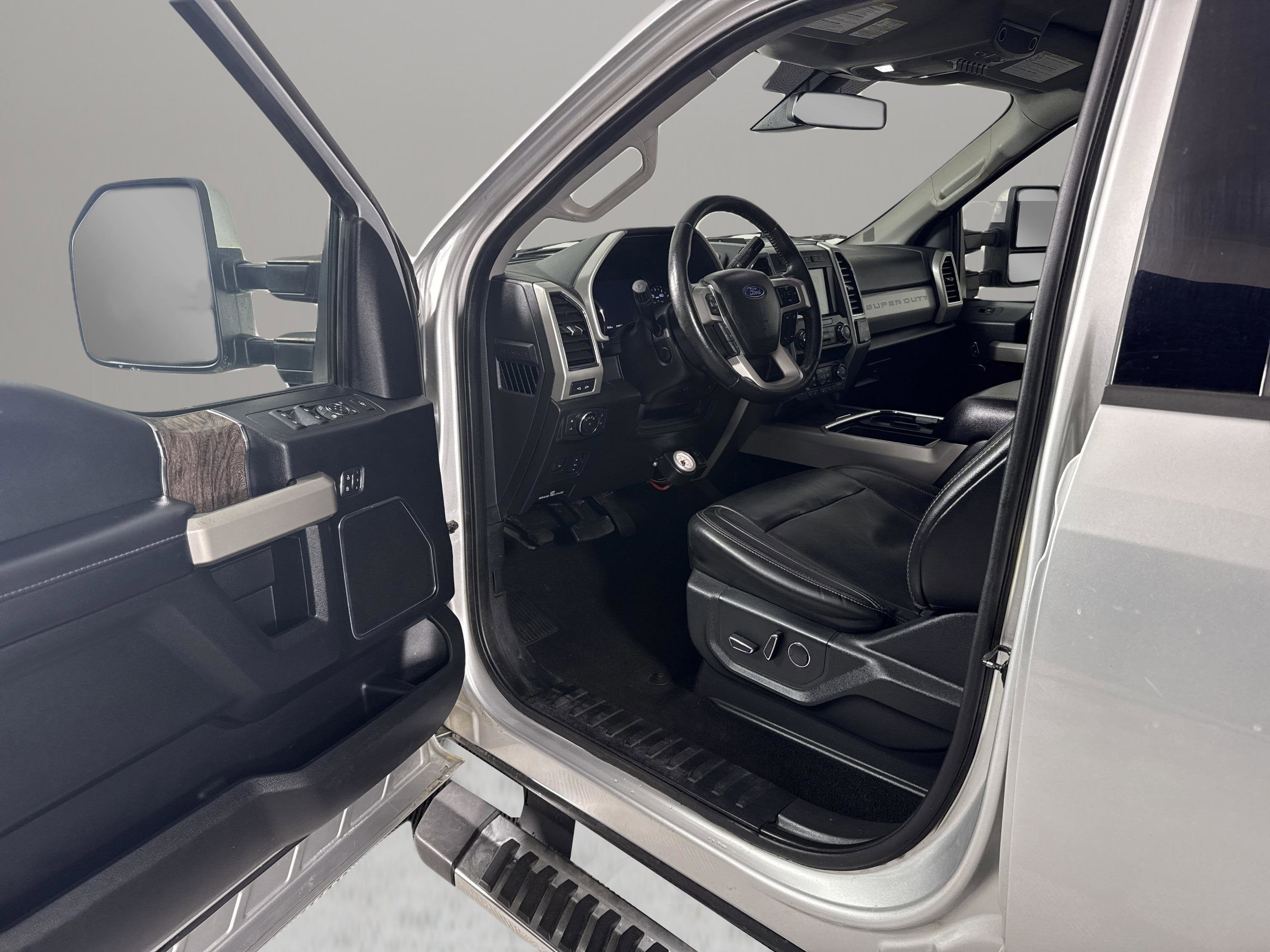 2019 Ford Super Duty F-350 DRW LARIAT