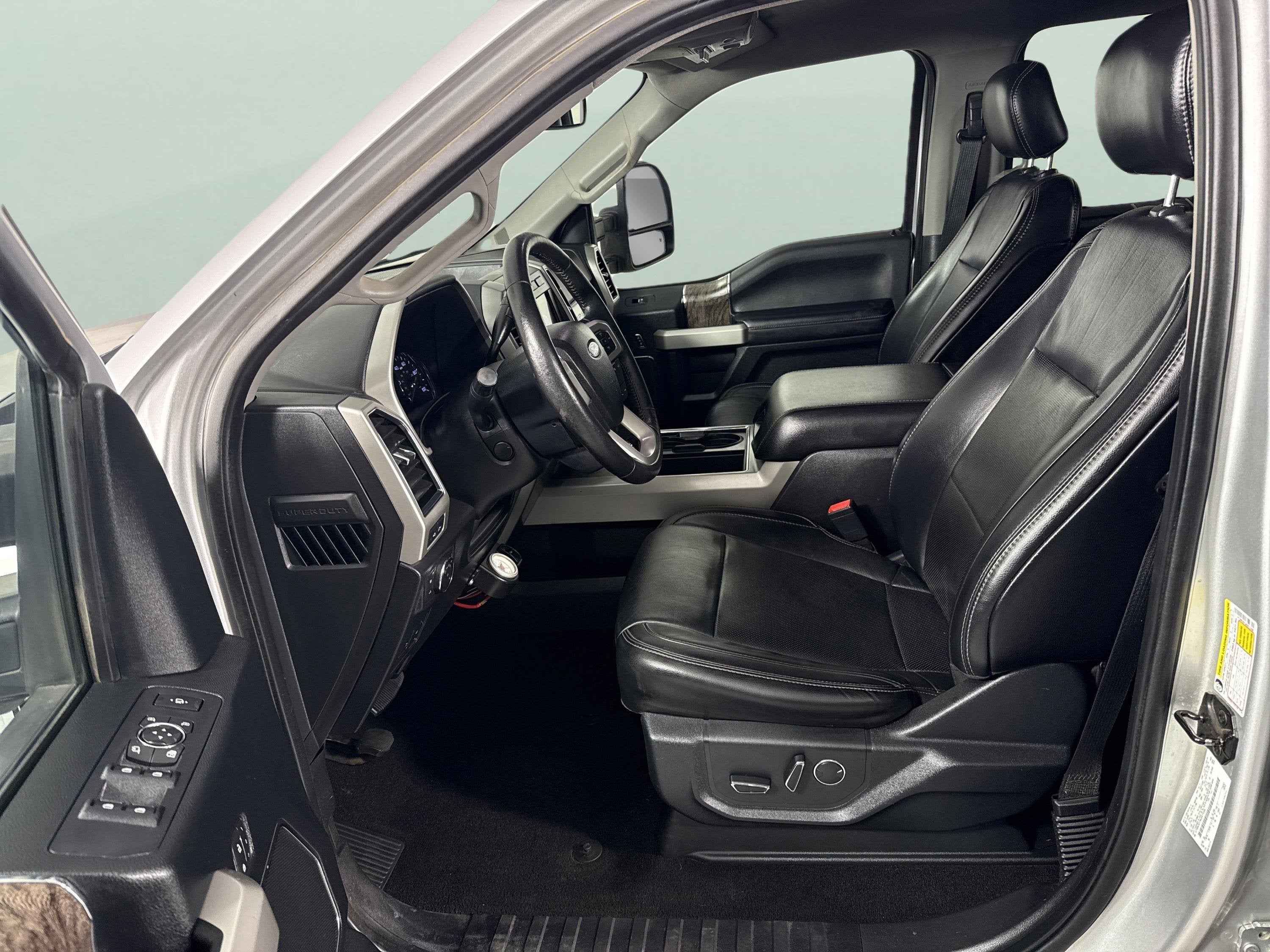 2019 Ford Super Duty F-350 DRW LARIAT