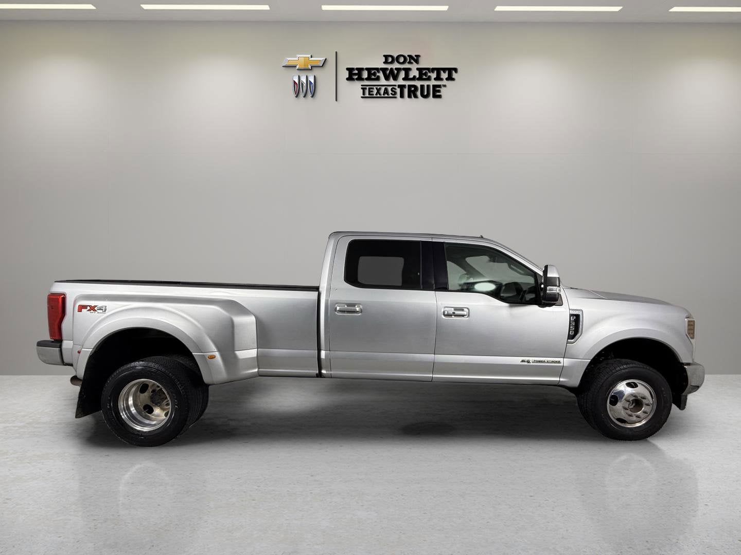 2019 Ford Super Duty F-350 DRW LARIAT