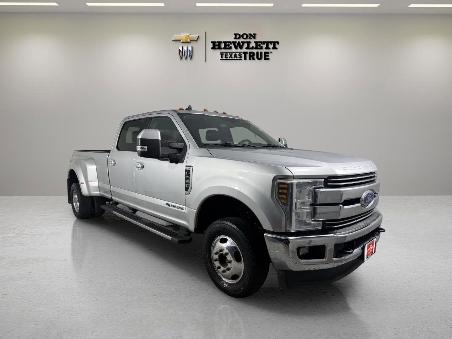 2019 Ford Super Duty F-350 DRW LARIAT