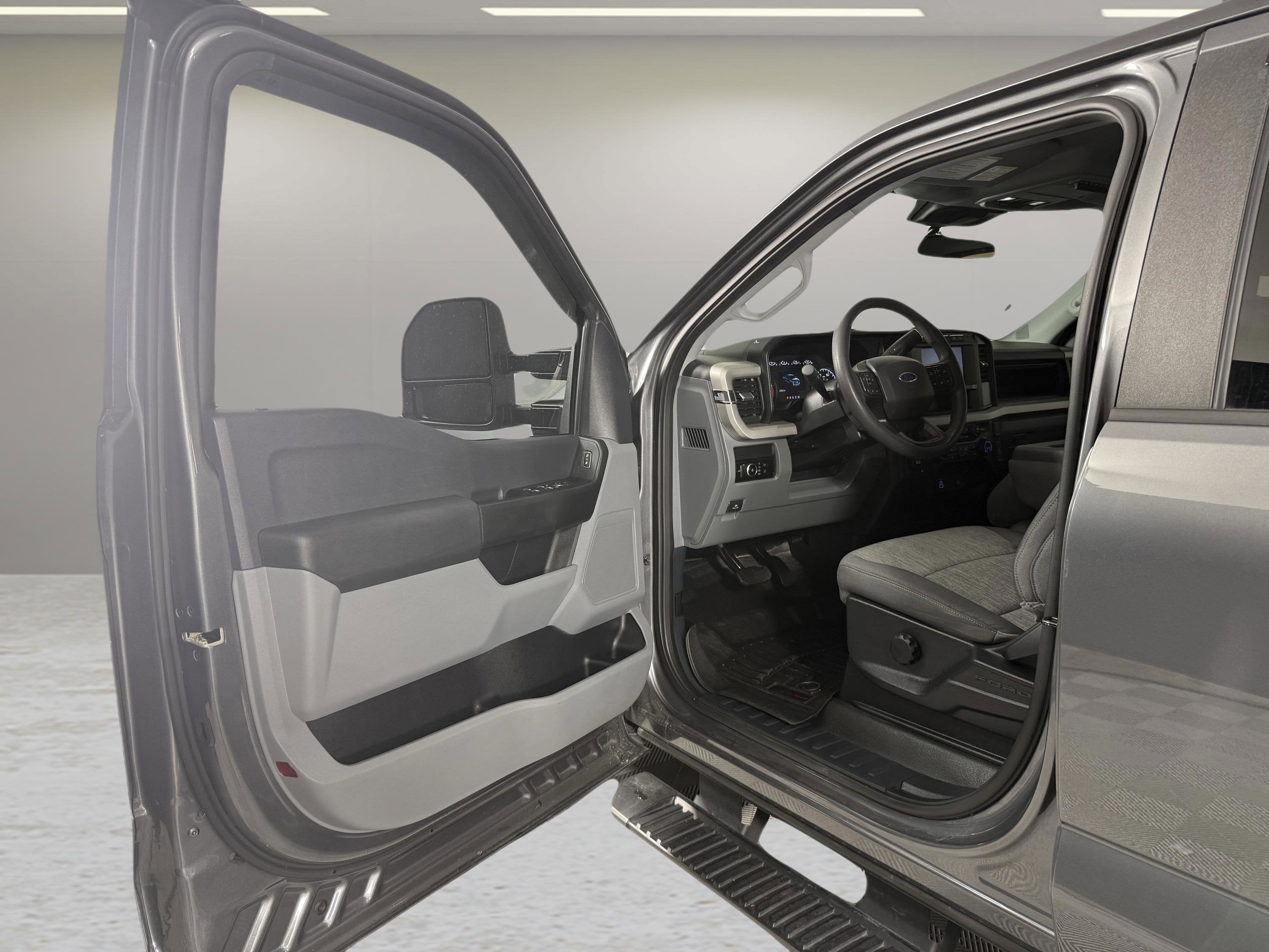 2023 Ford Super Duty F-350 DRW XL