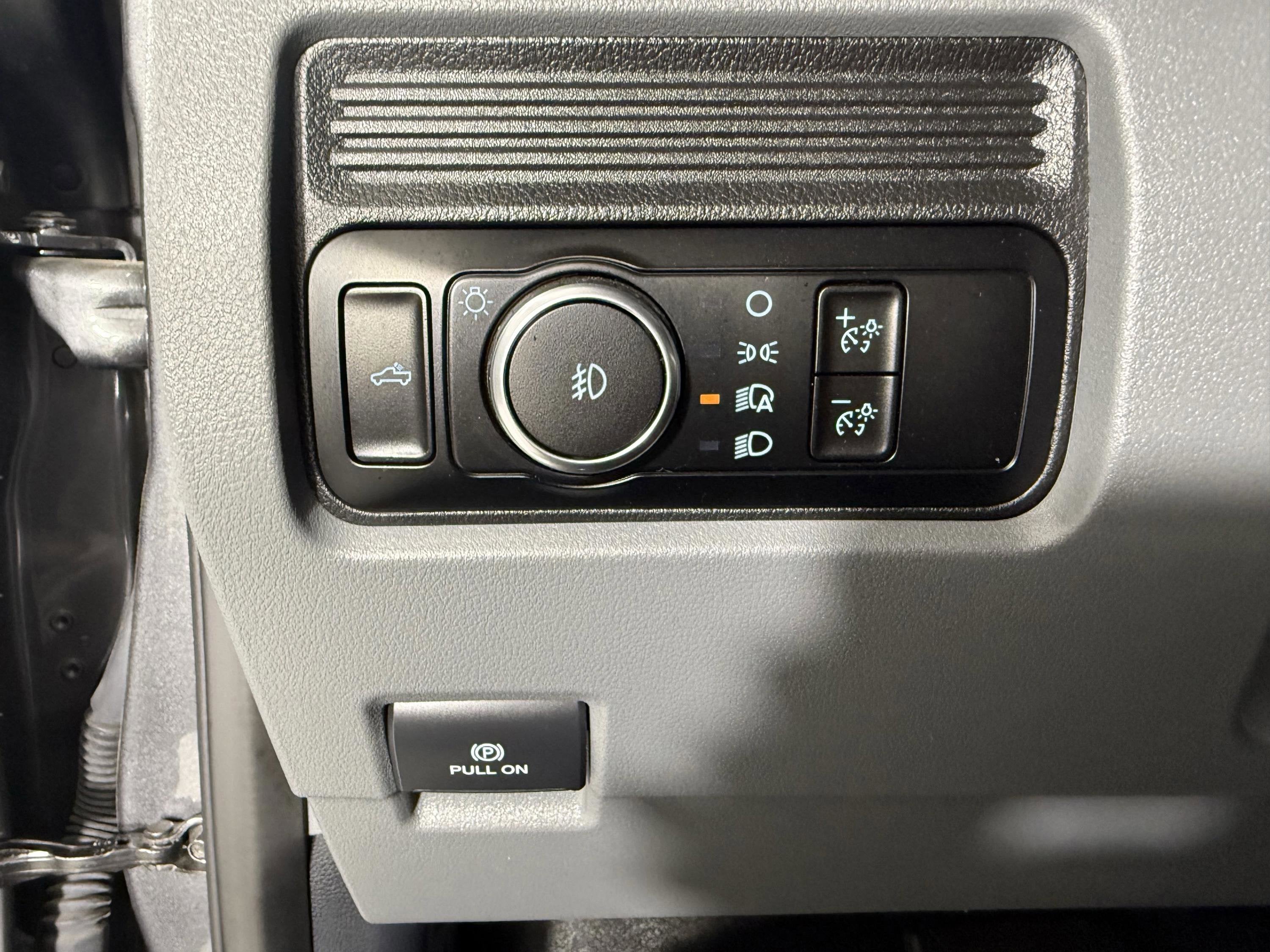 2023 Ford Super Duty F-350 DRW XL