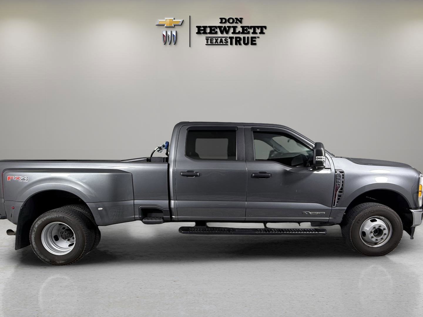 2023 Ford Super Duty F-350 DRW XL